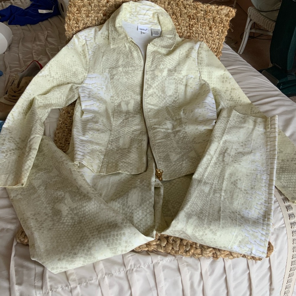 Together, 2 piece pant suit